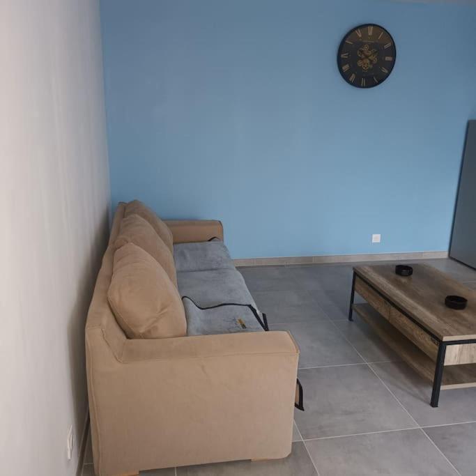 דירות סן-קוונטן Loft Entier, Calme, Fibre Et Wifi מראה חיצוני תמונה